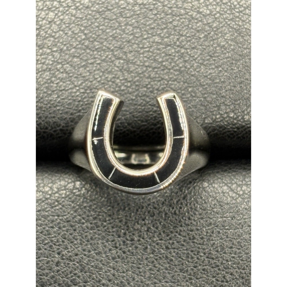 New Condition Sterling Silver Onyx Horseshoe Ring Size 7 G31